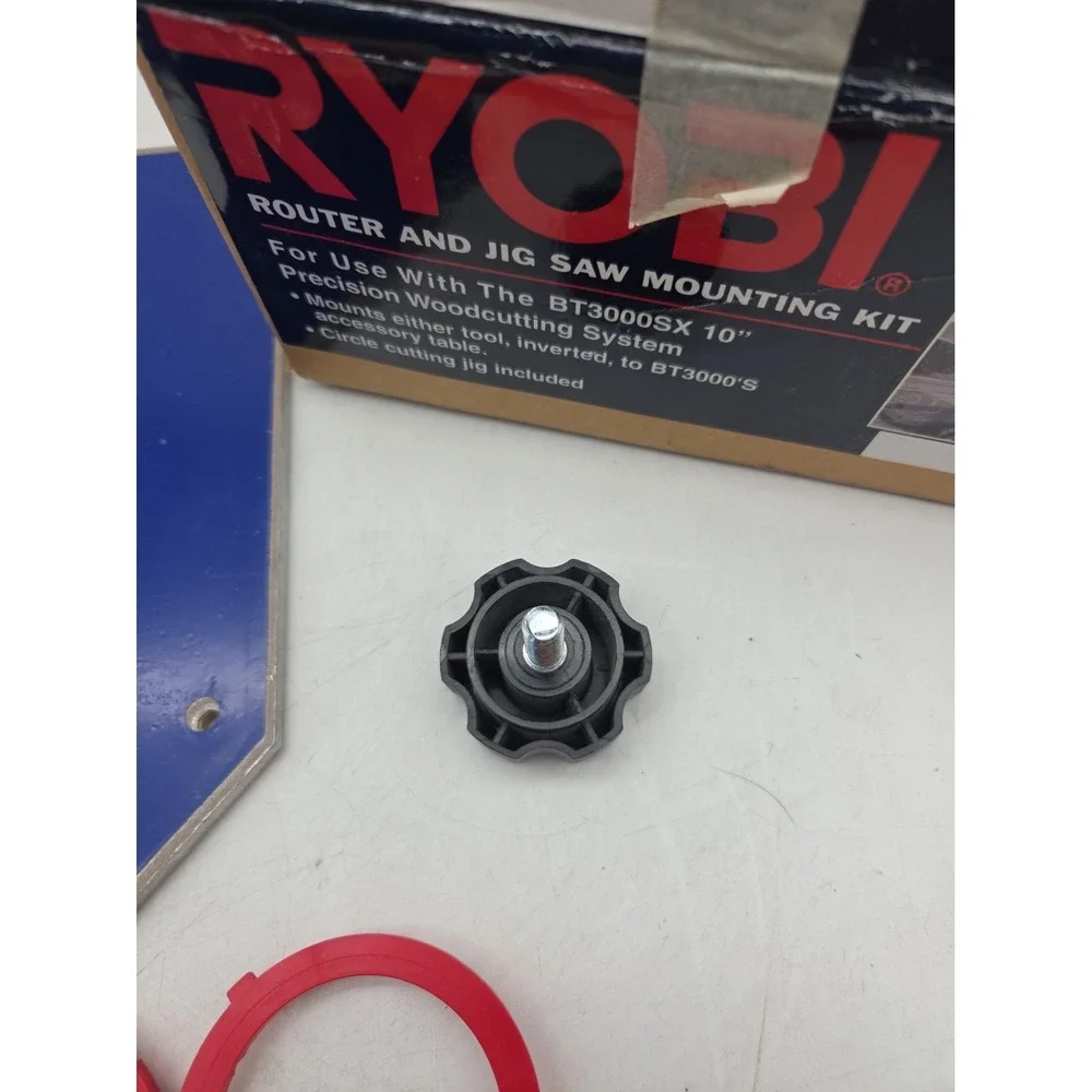 RYOBI 4950300 ROUTER JIG SAW MOUNT KIT BT3000 SAW - ASSORTED PARTS SEE NOTES